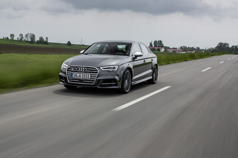 Audi S3 Limousine - szary Daytona