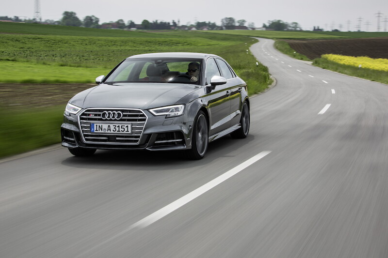 Audi S3 Limousine - szary Daytona