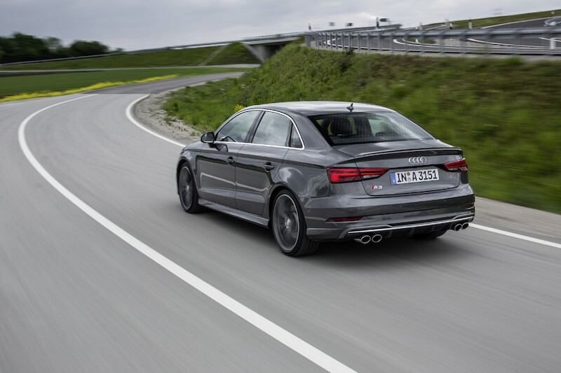 Audi S3 Limousine - szary Daytona