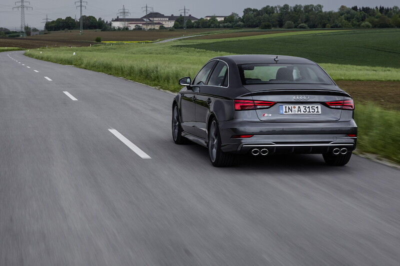 Audi S3 Limousine - szary Daytona