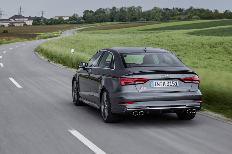 Audi S3 Limousine - szary Daytona