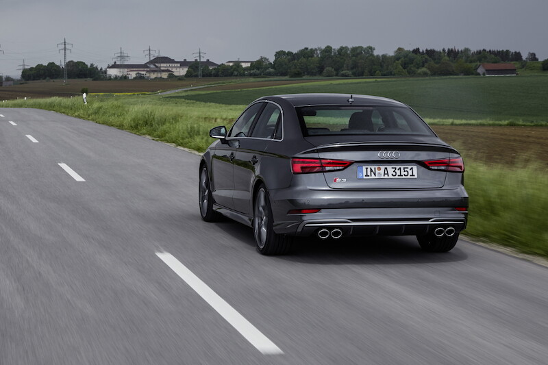 Audi S3 Limousine - szary Daytona