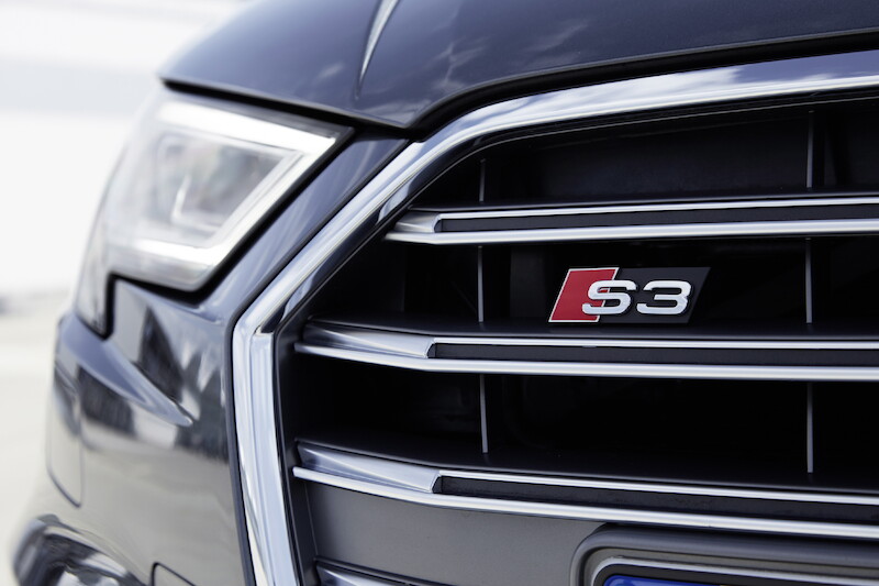 Audi S3 Limousine - szary Daytona