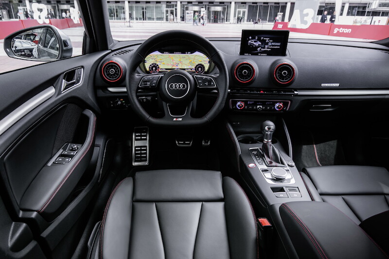 Audi S3 Limousine - szary Daytona