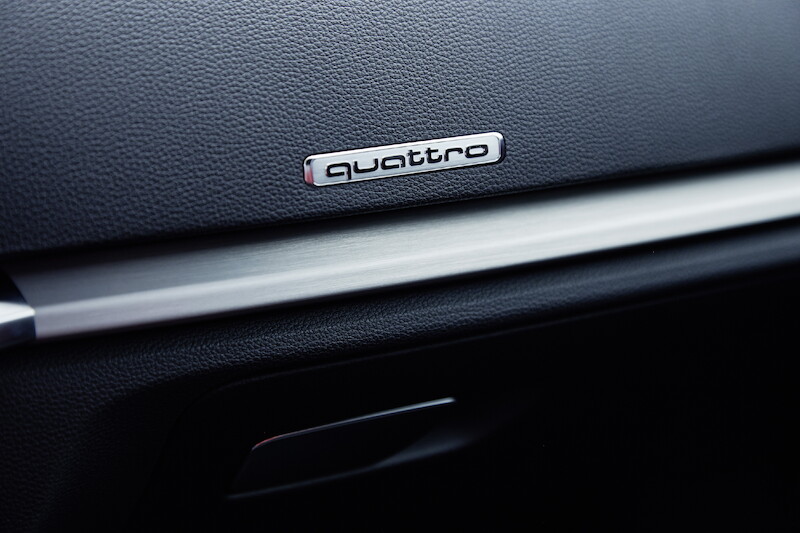 Audi S3 Limousine - szary Daytona