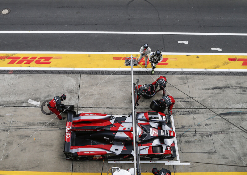 Dobry, zespołowy wynik Audi w wyścigu WEC na torze Nürburgring
