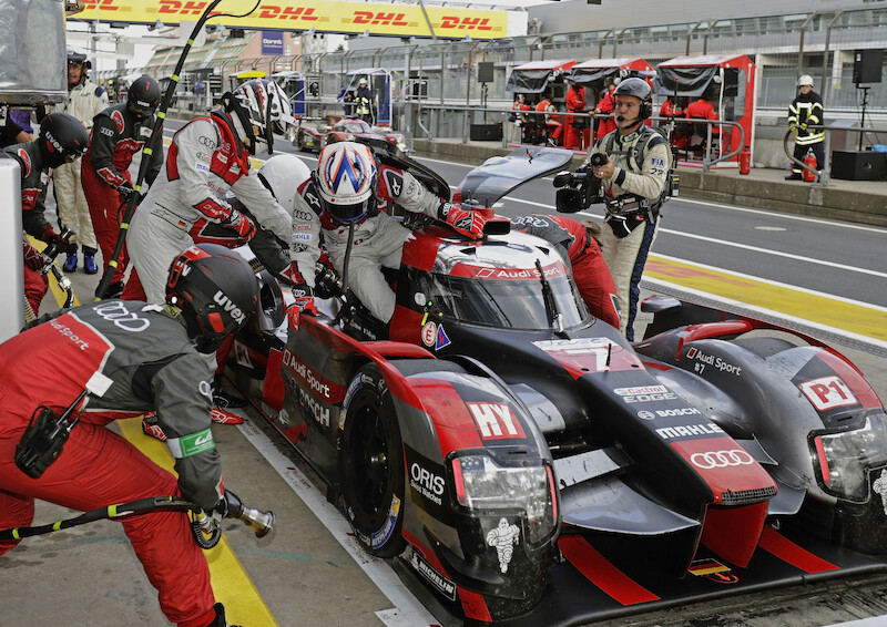 Dobry, zespołowy wynik Audi w wyścigu WEC na torze Nürburgring