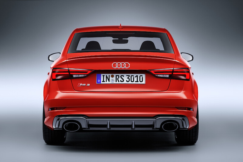 Pole position w segmencie aut kompaktowych: Audi RS 3 Limousine