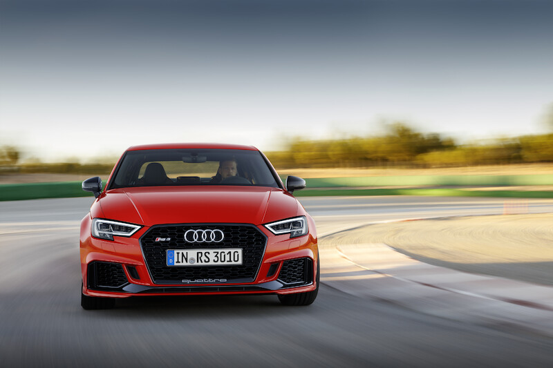 Pole position w segmencie aut kompaktowych: Audi RS 3 Limousine