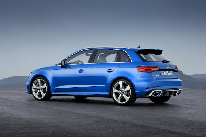 Nowy silnik i ostrzejszy wygląd: odświeżone Audi RS 3 Sportback