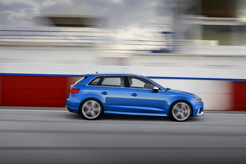 Nowy silnik i ostrzejszy wygląd: odświeżone Audi RS 3 Sportback