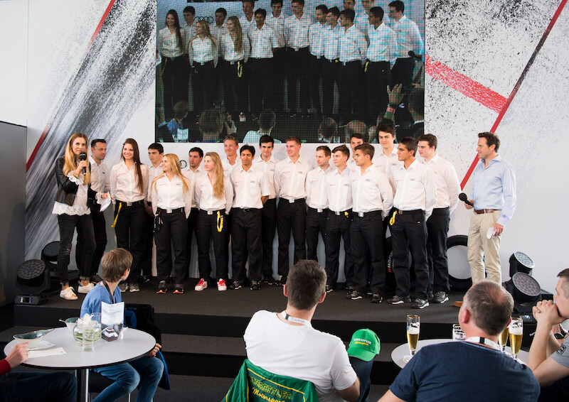 Philip Ellis zwycięża w obu wyścigach pucharu Audi Sport TT Cup