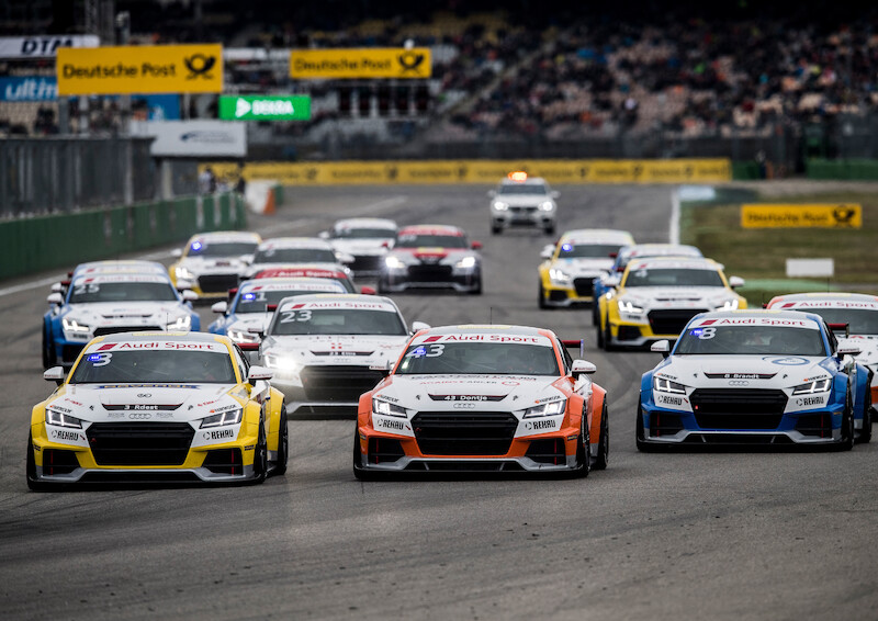 Philip Ellis zwycięża w obu wyścigach pucharu Audi Sport TT Cup