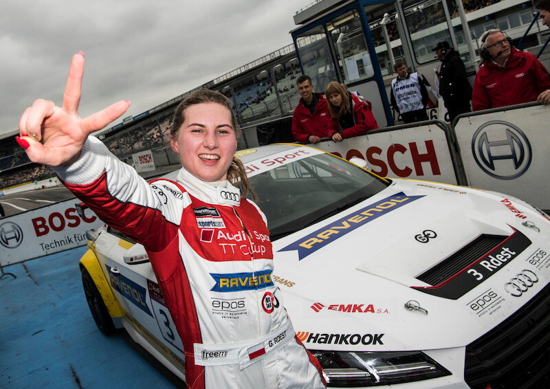 Philip Ellis zwycięża w obu wyścigach pucharu Audi Sport TT Cup