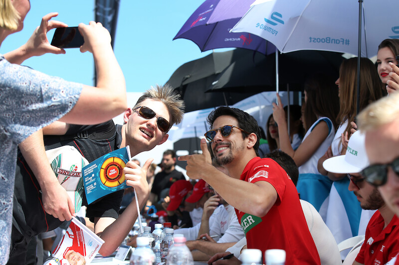 Kierowca Audi, Lucas di Grassi, trzyma kibiców w napięciu