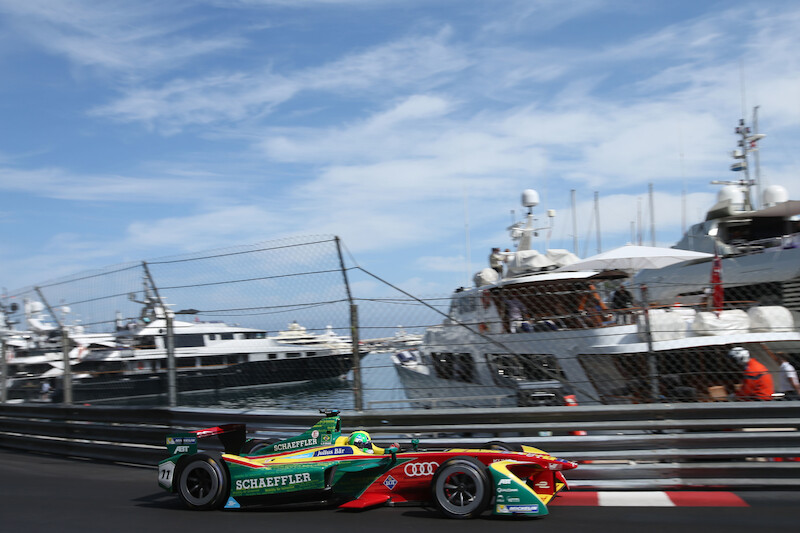 Kierowca Audi, Lucas di Grassi, trzyma kibiców w napięciu
