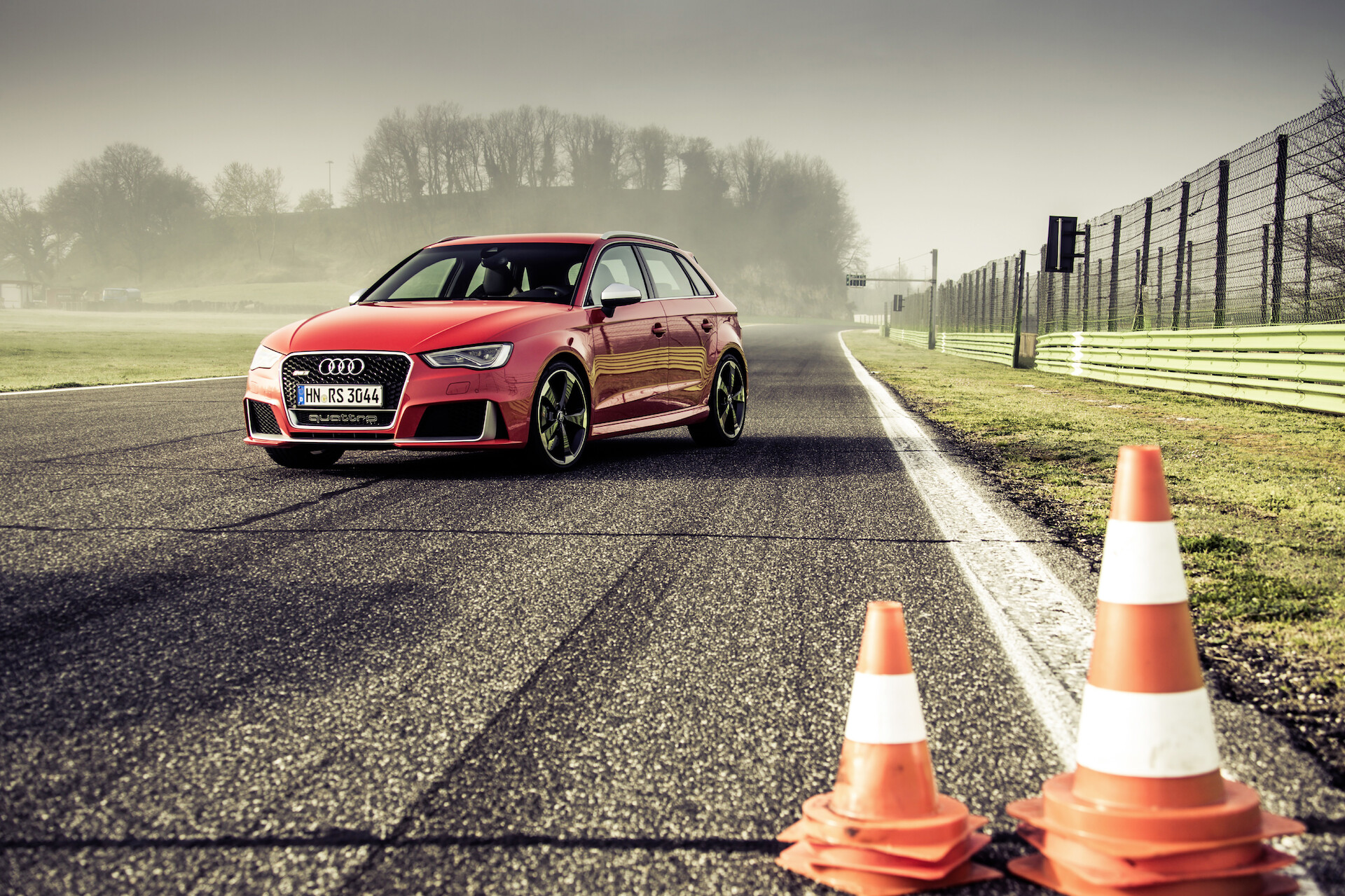 Audi RS3 Sportback już w polskich salonach sprzedaży Audi