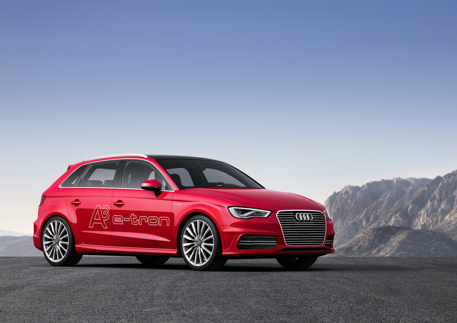Audi prowadzi badania nad elektromobilnością - zgromadziło już 1,4 mln kilometrów doświadczeń