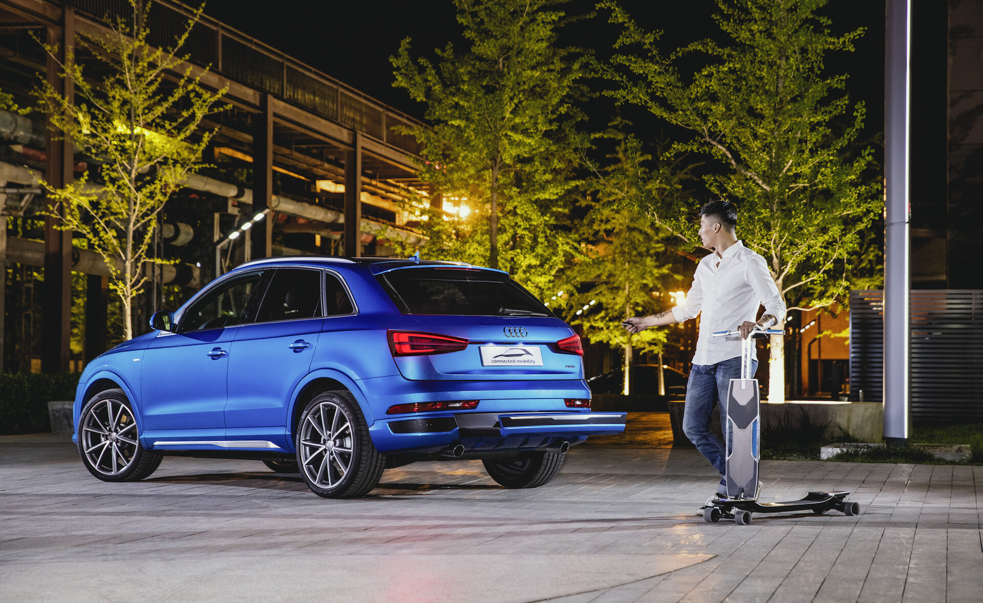 Na wystawie Auto China 2016, Audi zaprezentuje swój studyjny pojazd koncepcyjny: Audi connected mobility