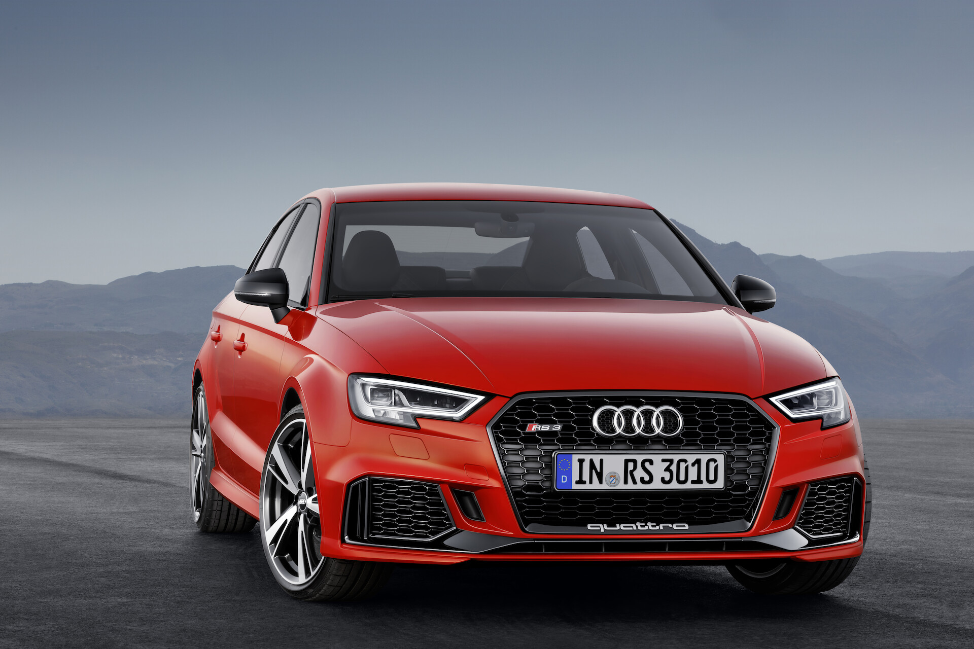 Pole position w segmencie aut kompaktowych: Audi RS 3 Limousine