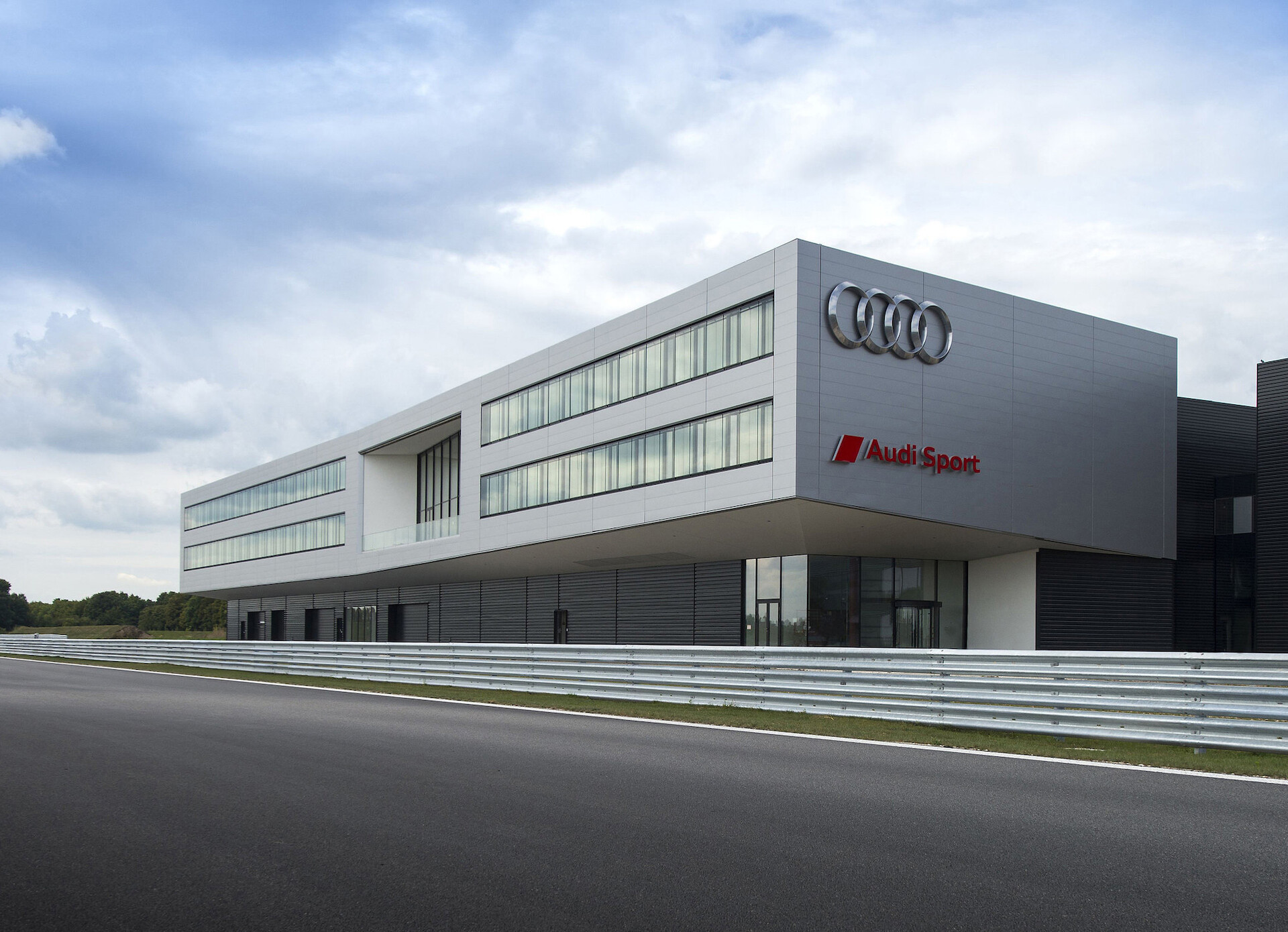 Nowa strategia sportów motorowych Audi: zamiast wyścigów WEC - Formuła E