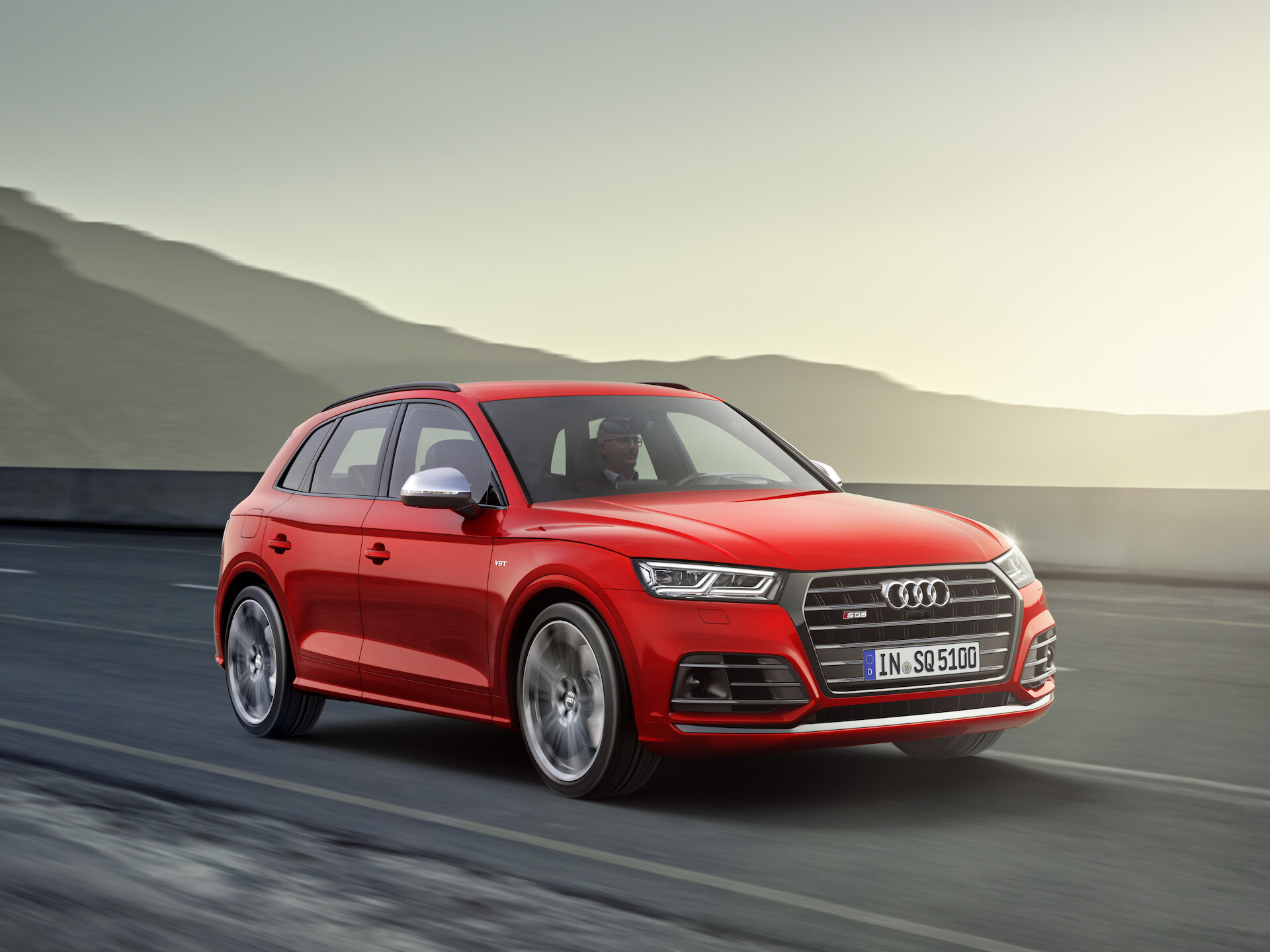 Dynamiczne i pełne emocji: nowe Audi SQ5 3.0 TFSI