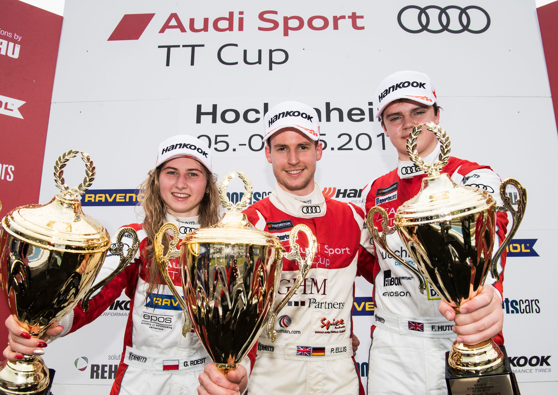 Philip Ellis zwycięża w obu wyścigach pucharu Audi Sport TT Cup