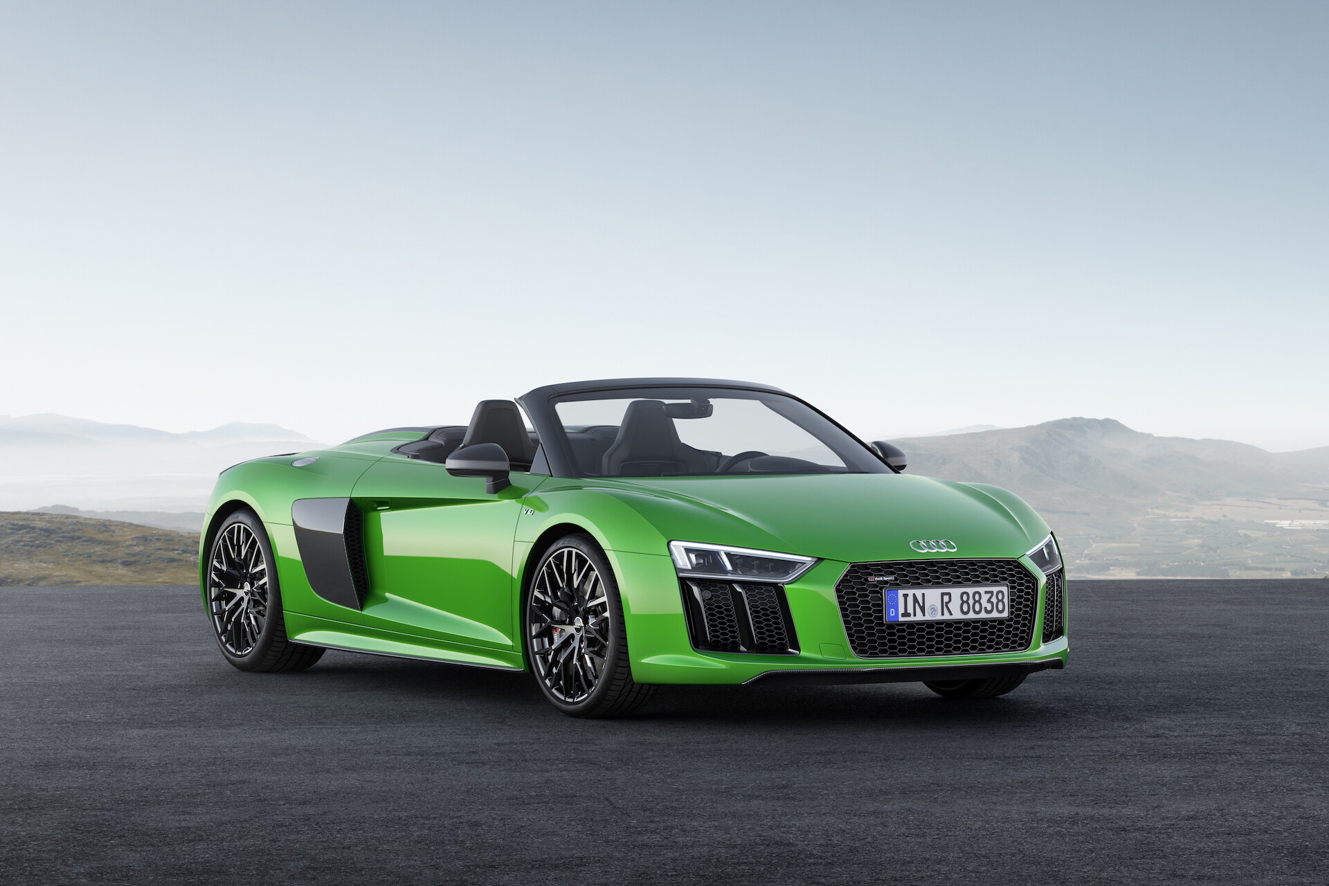 Audi R8 Spyder V10 plus: nowy poziom wolności