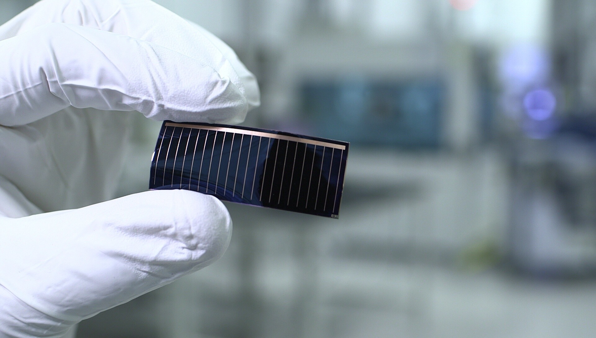 Audi z dachem solarnym: współpraca czterech pierścieni z firmą Hanergy