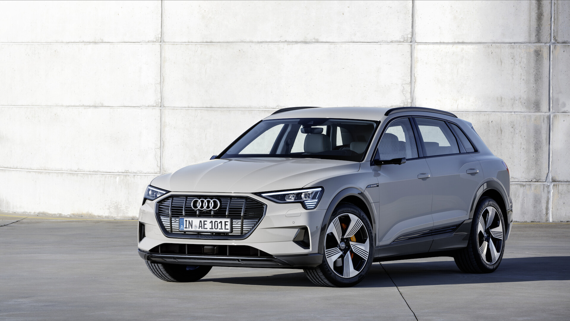 W poszukiwaniu przyjemności z jazdy: napęd quattro i podwozie Audi e-tron