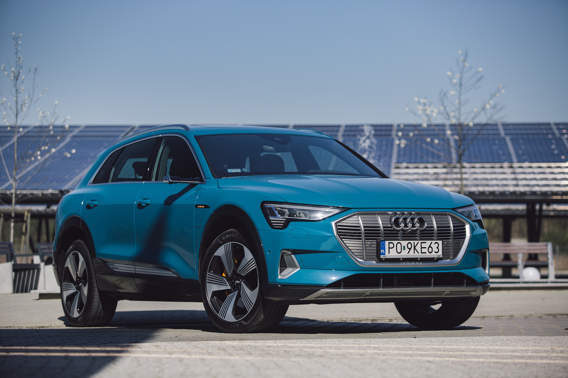 Elektryczna radość jazdy: Audi e-tron