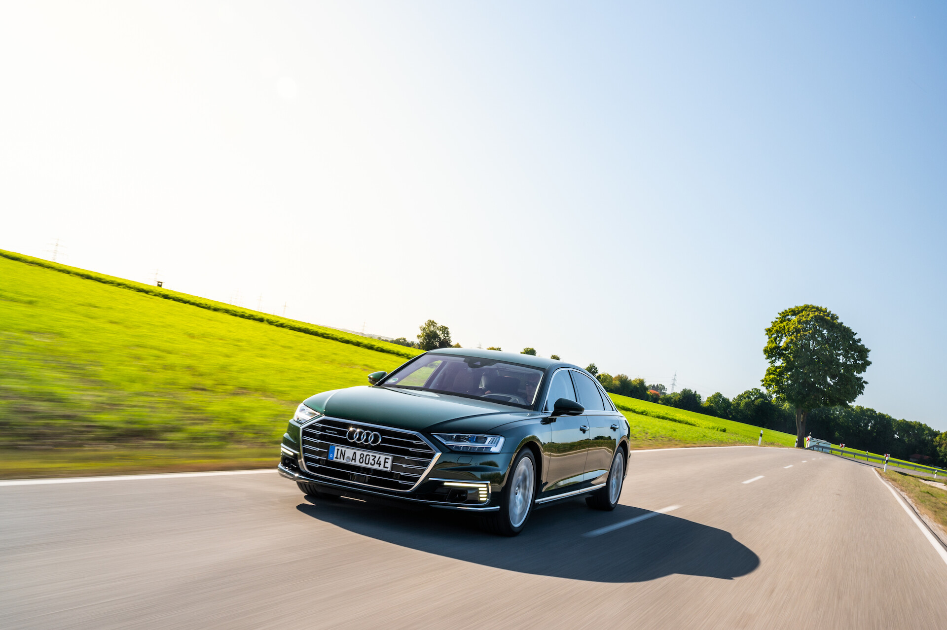 Tam gdzie luksus spotyka wydajność: Audi A8 L 60 TFSI e quattro