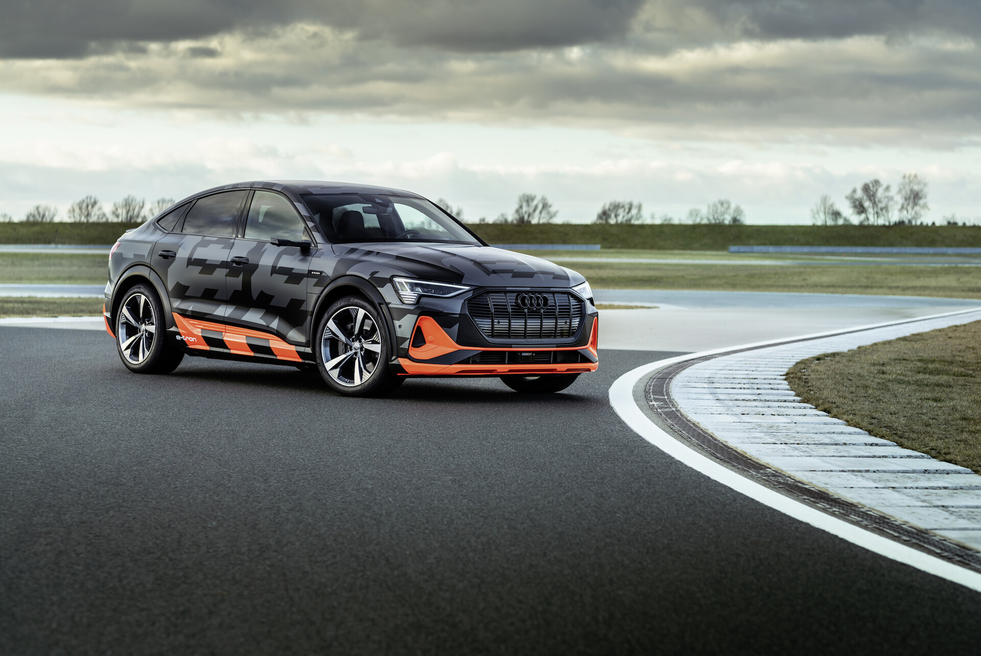 40 lat quattro: zwycięska technika Audi