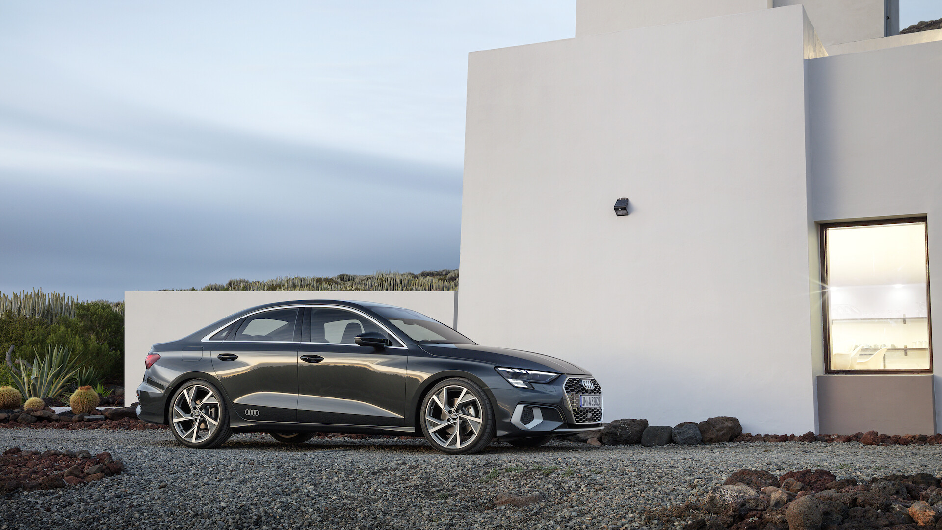 Eleganckie, wydajne i ewolucyjne: nowe Audi A3 Limousine