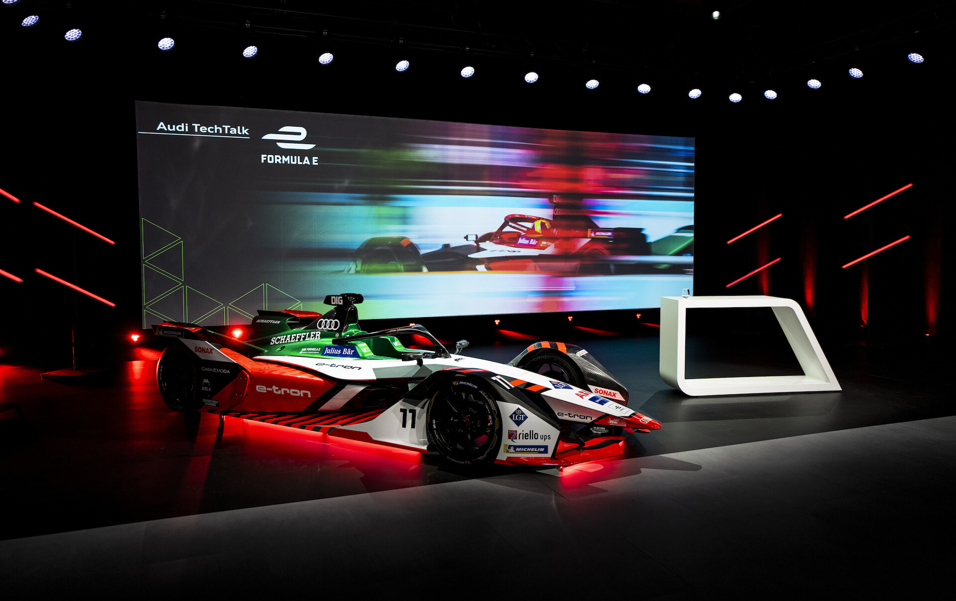 Audi prezentuje bolid e-tron FE07, który wystartuje w Mistrzostwach Świata FIA Formuła E