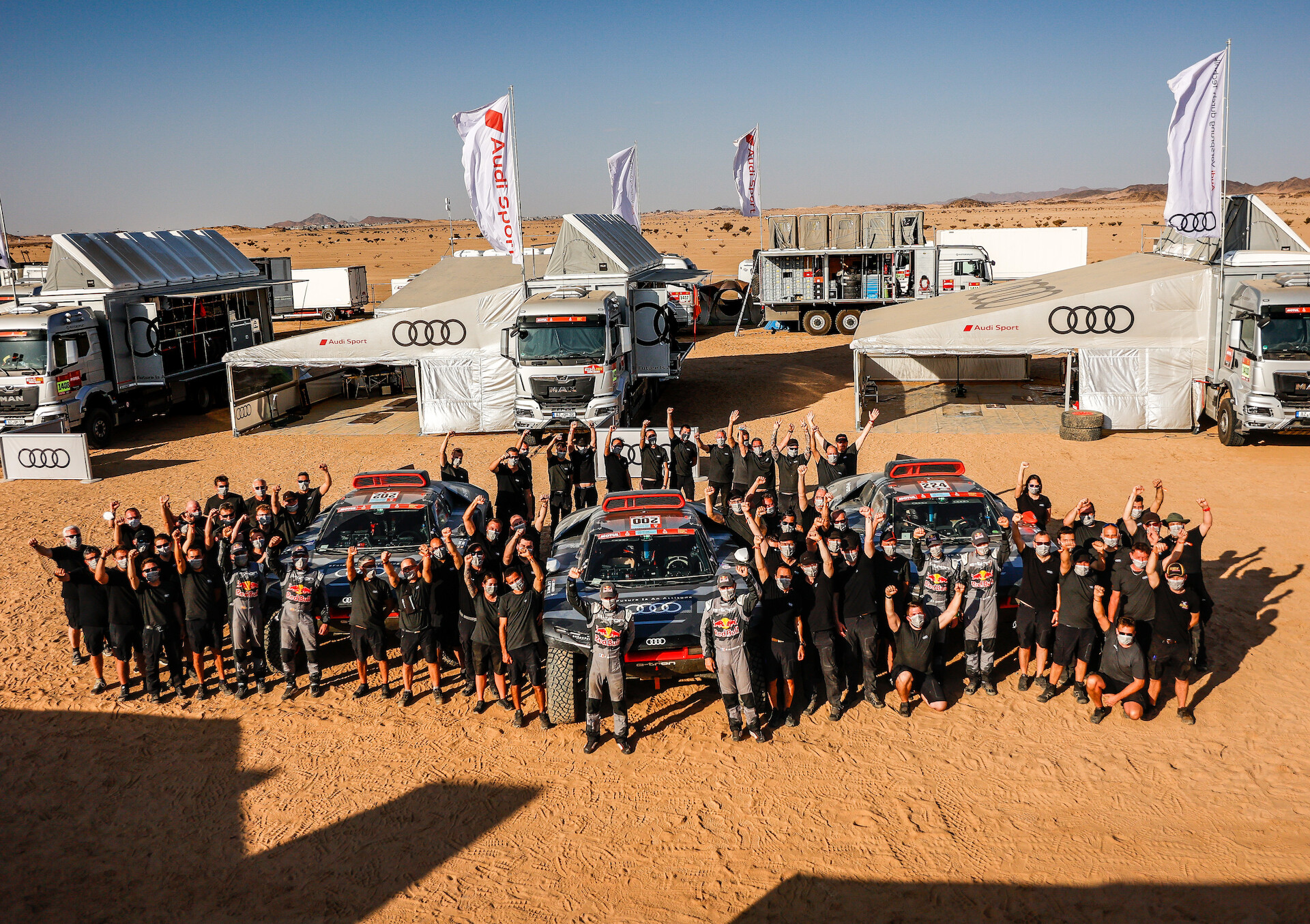 Audi RS Q e-tron na Rajdzie Dakar: udany start w nową erę czterech pierścieni