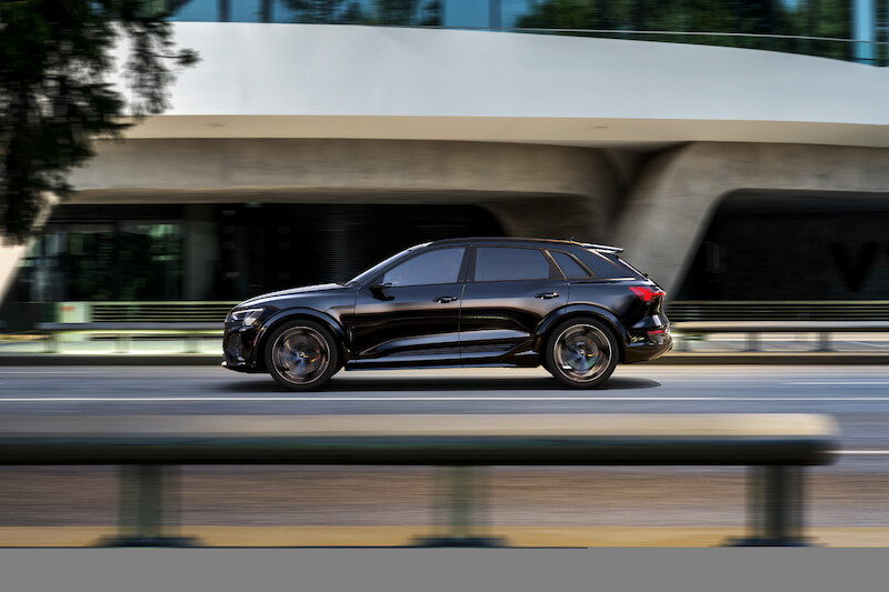 Audi SQ8 e-tron quattro - zdjęcie