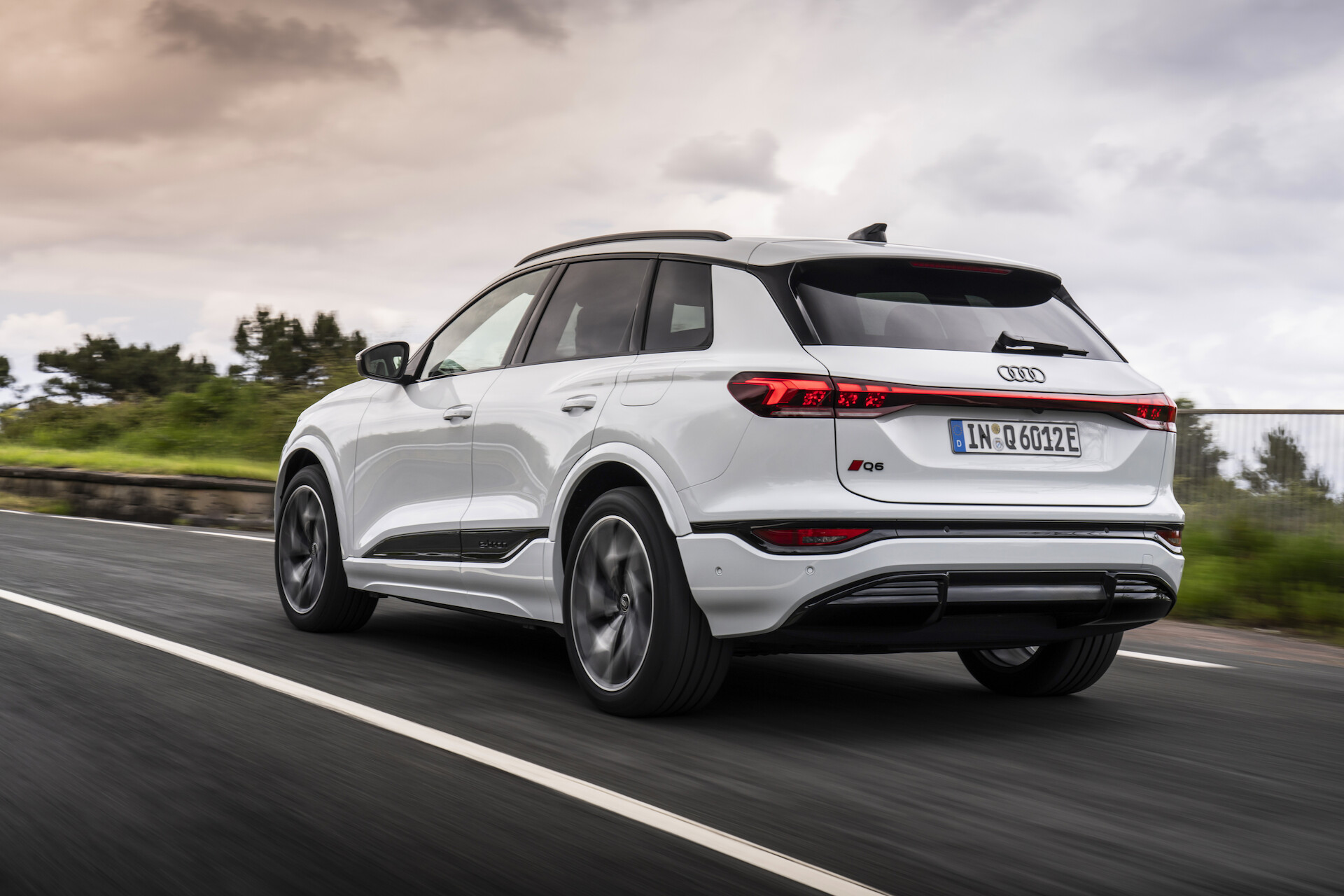 Czysta przyjemność z jazdy: północna Hiszpania w Audi Q6 e-tron