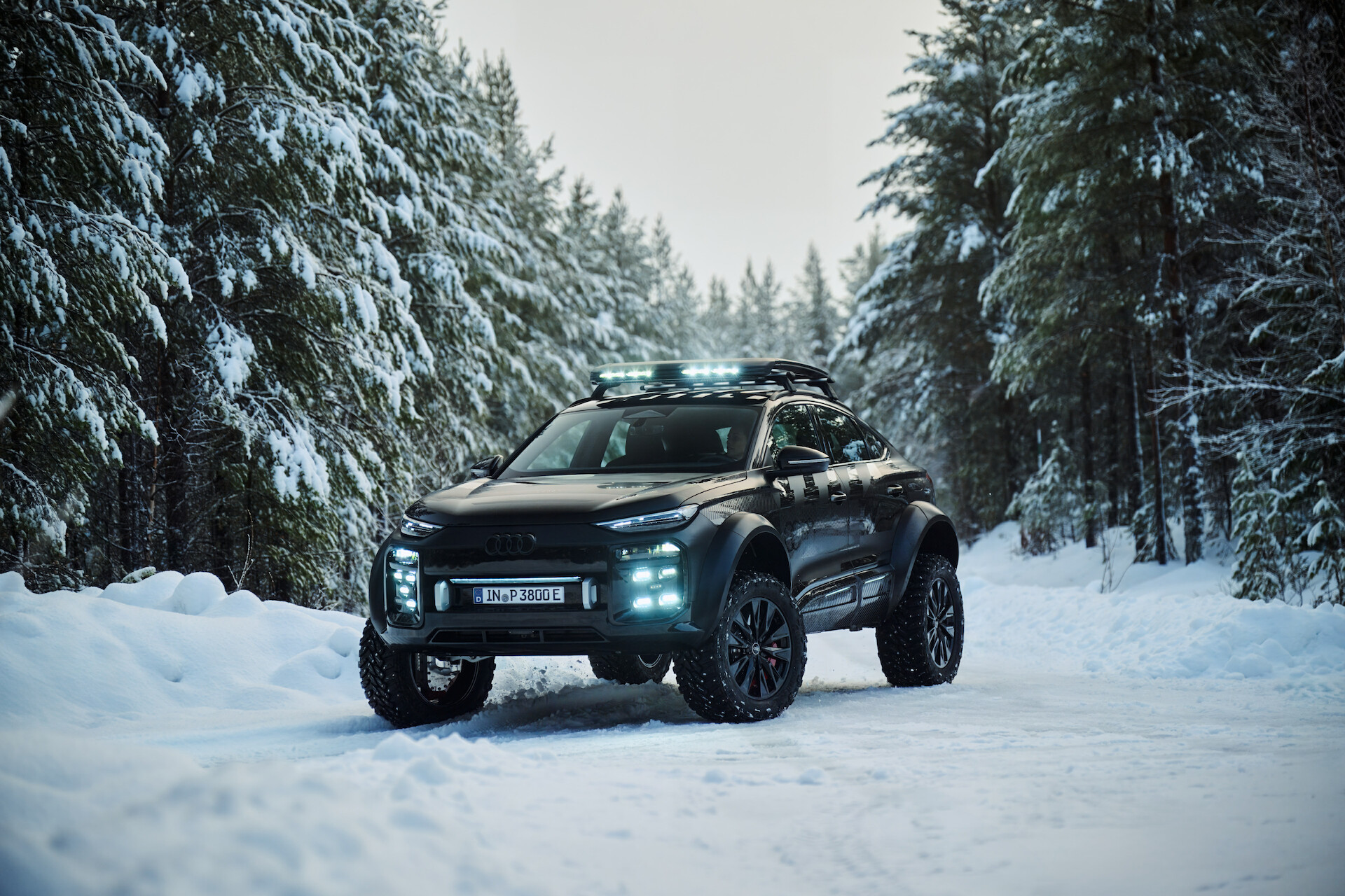 Gotowy do wytyczania nowych szlaków – Audi prezentuje koncepcyjny model Q6 e-tron w wersji terenowej