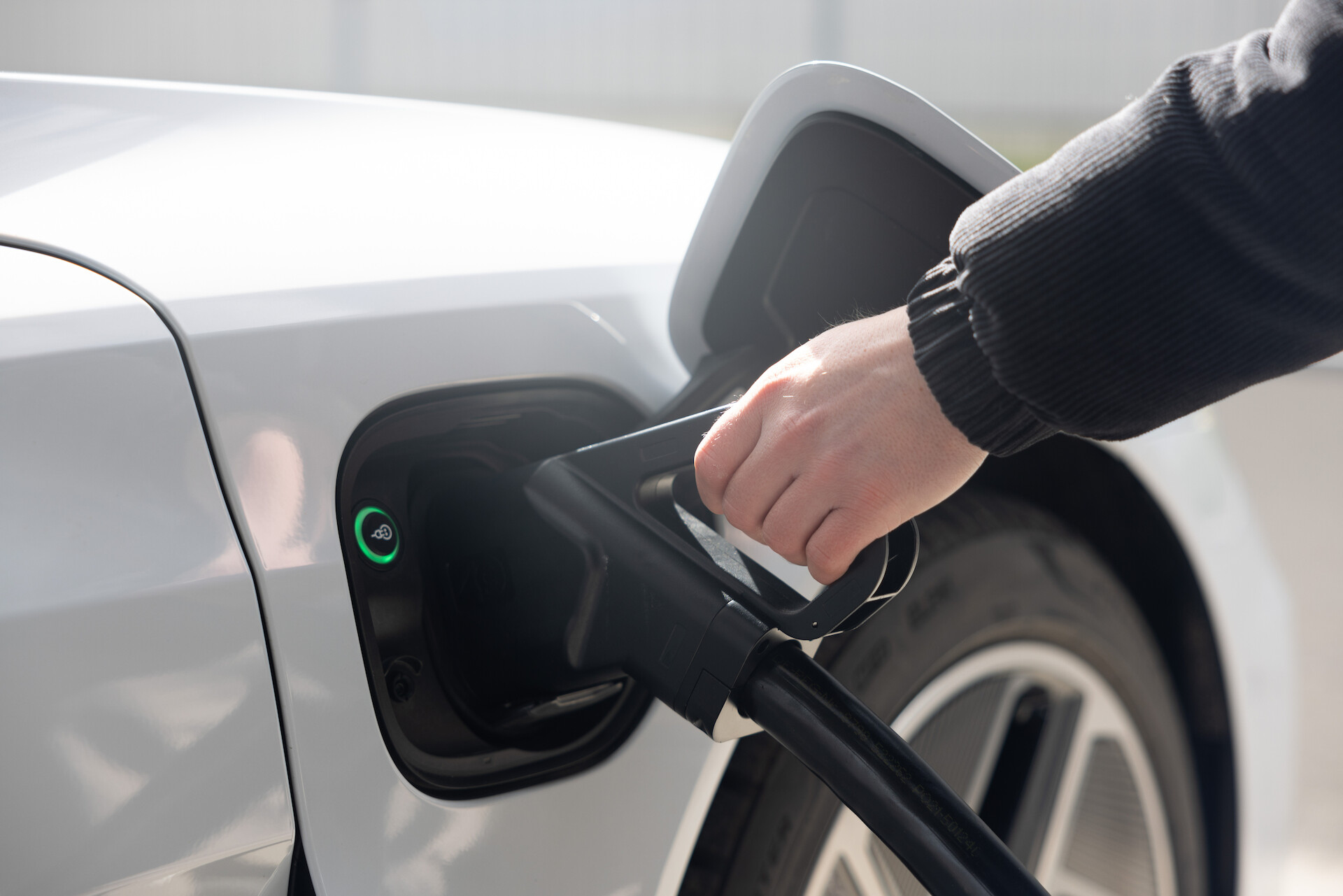 Łatwa instalacja domowej stacji ładowania z usługą Audi Home Check w Polsce