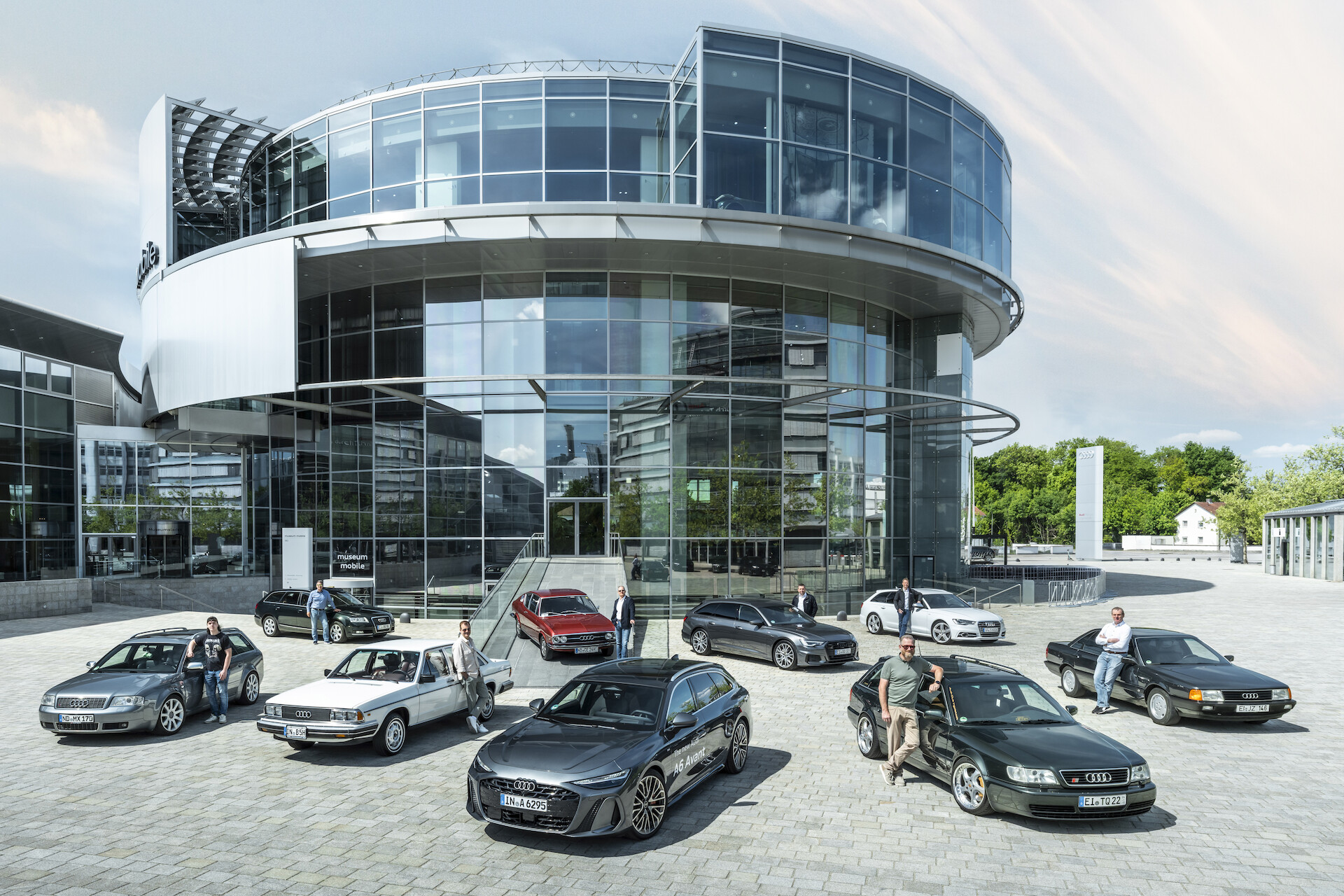 Dziewięć pokoleń sukcesu: nowe Audi A6 spotyka swoich przodków
