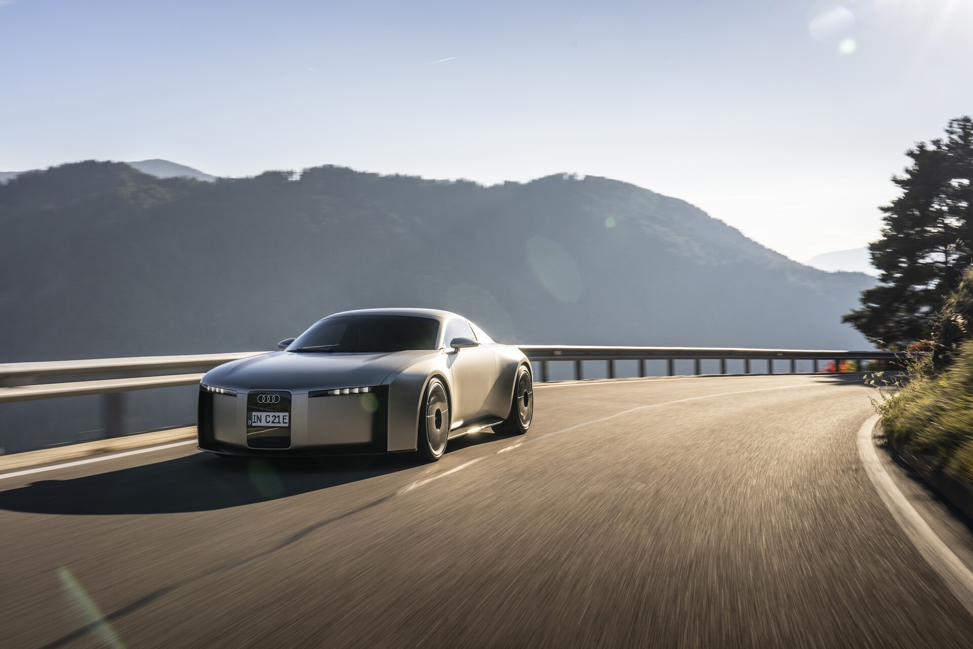 Audi Concept C – bezpośrednia zapowiedź w pełni elektrycznego samochodu sportowego (materiały video)