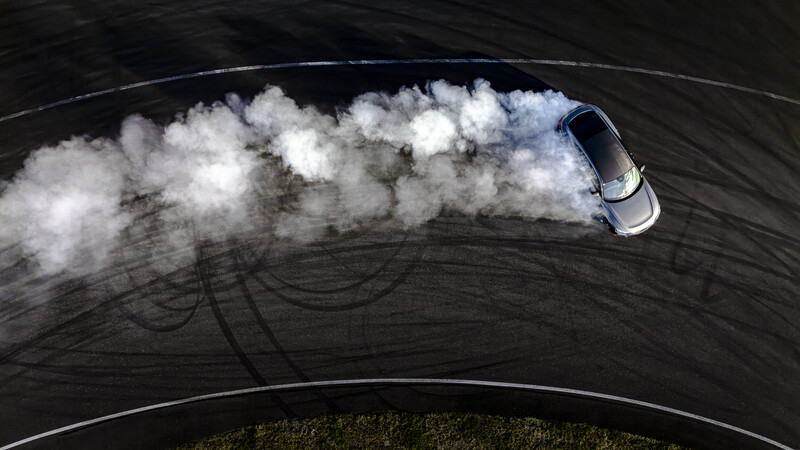 Audi driving experience 2025 – 14 dni, 16 modeli, setki emocji na torze Silesia Ring