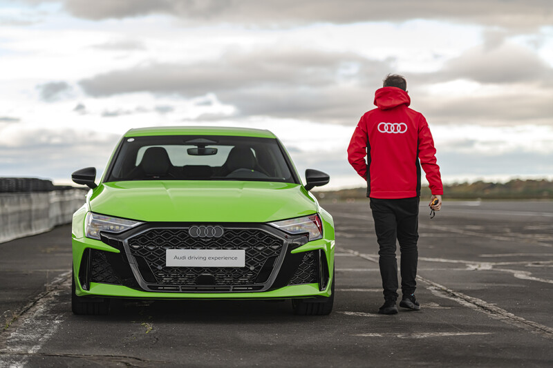 Audi driving experience 2025 – 14 dni, 16 modeli, setki emocji na torze Silesia Ring