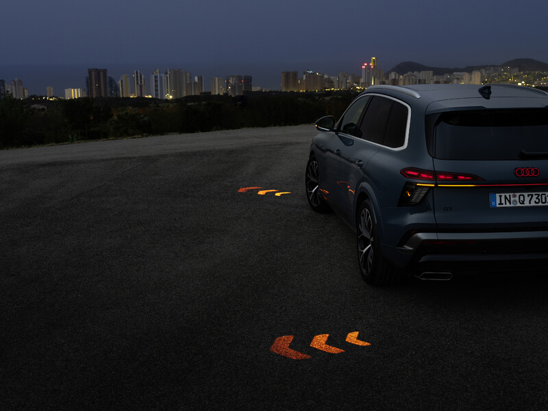 Nowe Audi Q7 z limitowanym pakietem Premiere Edition dostępne do zamawiania