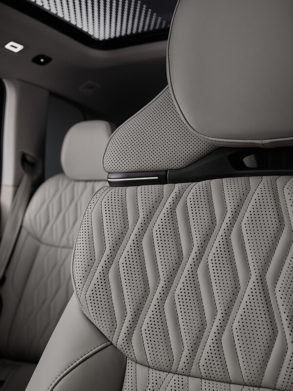 Nowe Audi Q7 z limitowanym pakietem Premiere Edition dostępne do zamawiania