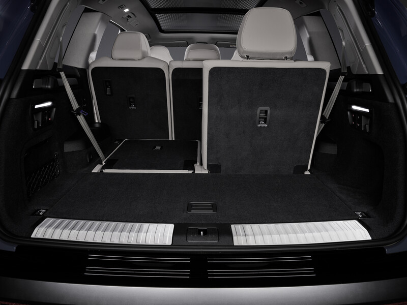 Nowe Audi Q7 z limitowanym pakietem Premiere Edition dostępne do zamawiania