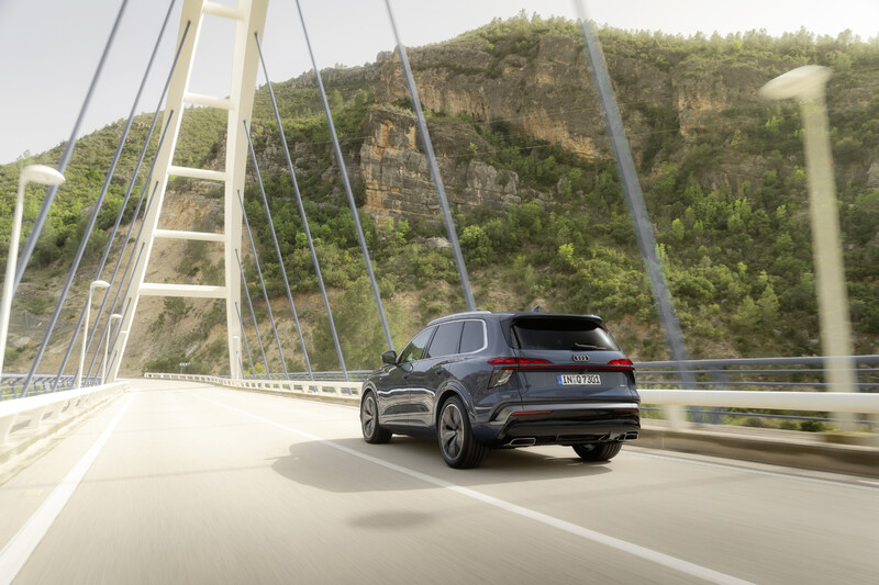Nowe Audi Q7 z limitowanym pakietem Premiere Edition dostępne do zamawiania