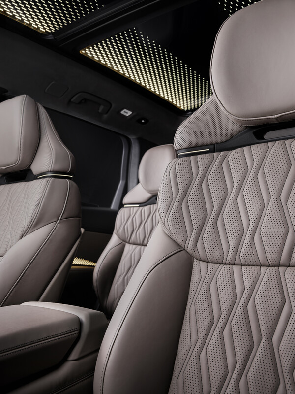 Nowy flagowy model w portfolio – Audi Q9 na nowo definiuje przestronność i komfort 