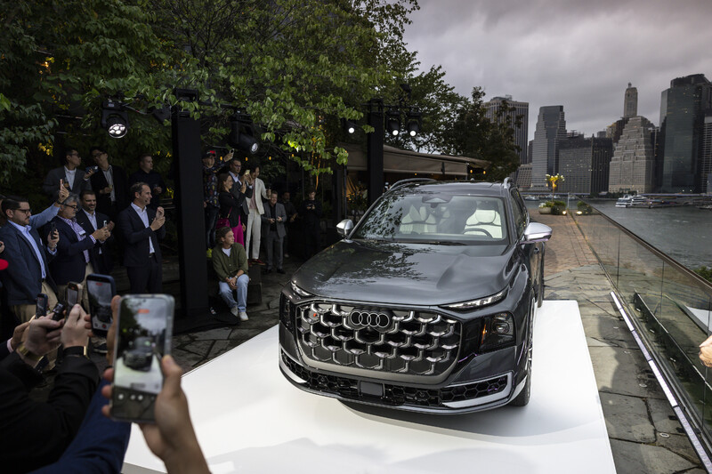 Nowy flagowy model w portfolio – Audi Q9 na nowo definiuje przestronność i komfort 